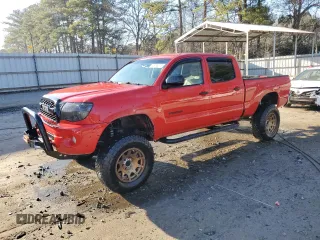 2006 Toyota Tacoma z VIN 5TEMU52N96Z211699, wystawiony jako Copart lot #43799515 z przebiegiem 222 370 mil mil oraz Szkody całkowita. Historia ofert i sprzedaży dostępna na DreamBid. Obrazek 1.