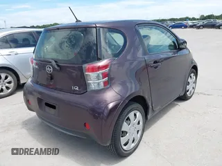 2012 Scion iQ z VIN JTNJJXB02CJ016962, wystawiony jako IAAI lot #42839271 z przebiegiem 126 555 mil mil oraz . Historia ofert i sprzedaży dostępna na DreamBid. Obrazek 4.