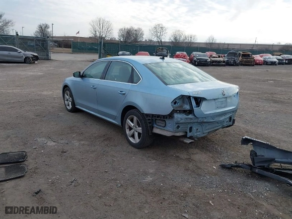 2013 Volkswagen Passat TDI SE w/Sunroof with VIN 1VWBN7A38DC094898, listed as a IAAI auction lot 41709347 with 120,035 mi miles. Bid and sale history available at carsss.com. Image 3.