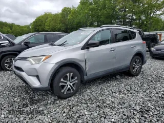 2017 Toyota RAV4 LE z VIN 2T3BFREVXHW547834, wystawiony jako Copart lot #57886525 z przebiegiem 97 586 mil mil oraz Szkoda całkowita • Salvage title. Historia ofert i sprzedaży dostępna na DreamBid. Obrazek 1.