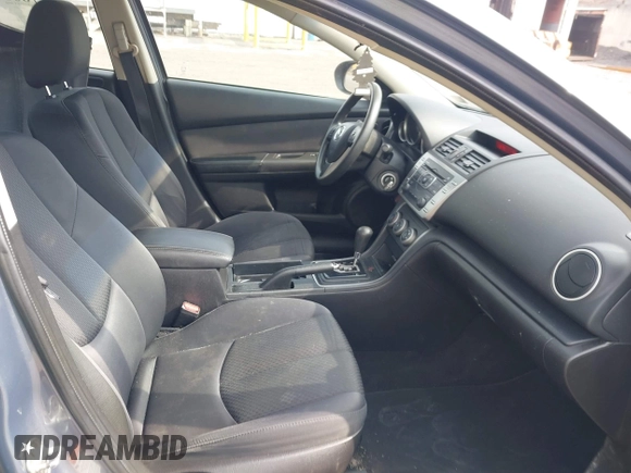 2011 Mazda Mazda6 i Sport with VIN 1YVHZ8BH3B5M07854, listed as a IAAI auction lot 41780621 with 175,036 mi miles. Bid and sale history available at carsss.com. Image 5.