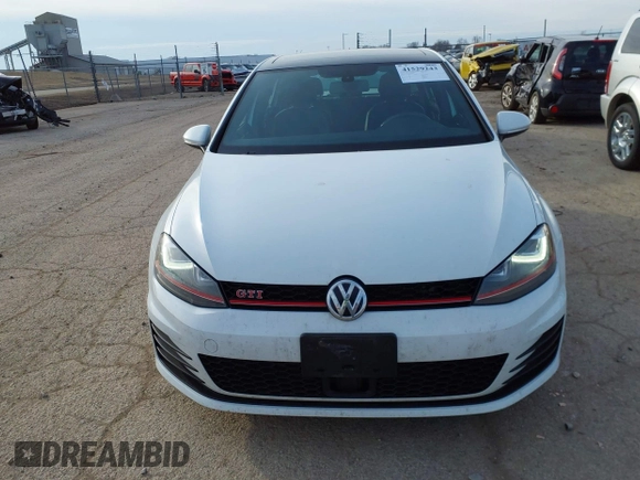 2017 Volkswagen Golf GTI S with VIN 3VW547AU4HM035425, listed as a IAAI auction lot 41529243 with 139,404 mi miles. Bid and sale history available at carsss.com. Image 12.