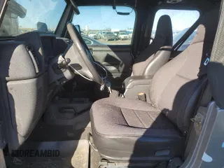 2001 Jeep Wrangler Sport with VIN 1J4FA49S21P346217, listed as a Copart auction lot 46133815 with 103,929 mi miles and Salvage Title. Bid and sale history available at carsss.com. Image 7.