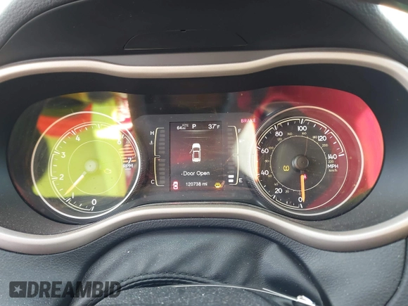 2017 Jeep Cherokee Altitude with VIN 1C4PJLAB1HW644077, listed as a IAAI auction lot 41643091 with 120,738 mi miles and . Bid and sale history available at DreamBid. Image 7.