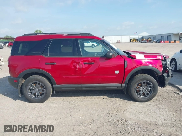 2021 Ford Bronco Sport Big Bend z VIN 3FMCR9B61MRA57270, wystawiony jako IAAI lot #42028468 z przebiegiem Nie podano mil oraz . Historia ofert i sprzedaży dostępna na DreamBid. Obrazek 13.