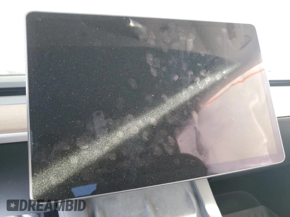2024 Tesla Model Y Performance z VIN 7SAYGDEF7RF128112, wystawiony jako Copart lot #85596764 z przebiegiem Nie podano mil oraz Szkoda całkowita • Salvage title. Historia ofert i sprzedaży dostępna na DreamBid. Obrazek 9.