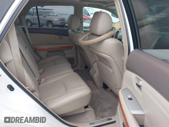 2006 Lexus RX 330 with VIN 2T2GA31U66C047526, listed as a IAAI auction lot 42061569 with 183,976 mi miles. Bid and sale history available at carsss.com. Image 8.