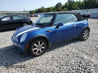 2008 MINI Convertible z VIN WMWRF33518TF68279, wystawiony jako Copart lot #59547065 z przebiegiem 86 200 mil mil oraz Szkoda całkowita • Salvage title. Historia ofert i sprzedaży dostępna na DreamBid. Obrazek 1.