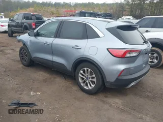 2022 Ford Escape SE z VIN 1FMCU0G66NUA90987, wystawiony jako IAAI lot #41527854 z przebiegiem 16 959 mil mil oraz . Historia ofert i sprzedaży dostępna na DreamBid. Obrazek 3.