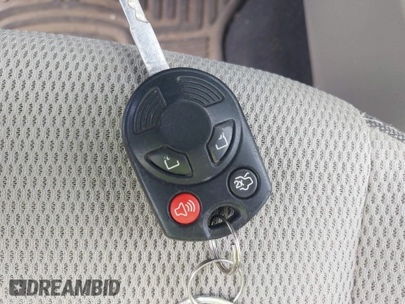2013 Ford Focus SE с VIN 1FADP3F24DL317135, выставлен на аукционе IAAI как лот 42529477 с пробегом 142 670 миль миль и . История ставок и продаж доступна на DreamBid. Изображение 11.