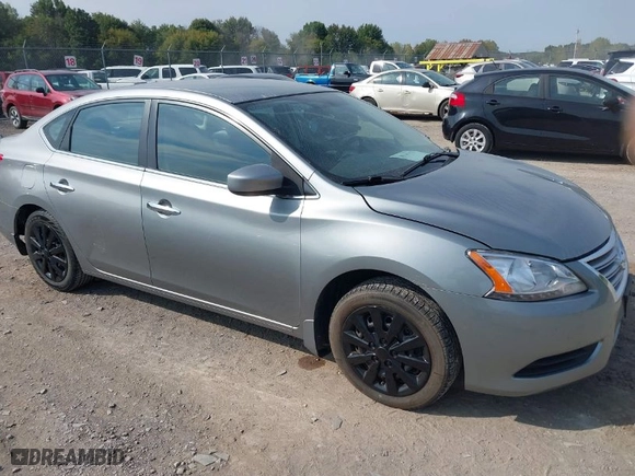 2014 Nissan Sentra SR with VIN 3N1AB7AP3EY259245, listed as a IAAI auction lot 40343132 with 157,884 mi miles. Bid and sale history available at carsss.com. Image 1.