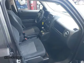 2017 Jeep Patriot Sport SE с VIN 1C4NJPBA6HD145971, выставлен на аукционе IAAI как лот 42693746 с пробегом 145 948 миль миль и . История ставок и продаж доступна на DreamBid. Изображение 5.
