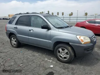 2007 Kia Sportage LX with VIN KNDJF724077447389, listed as a Copart auction lot 53170305 with 238,396 mi miles and Clean Title. Bid and sale history available at carsss.com. Image 4.