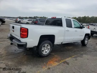 2017 Chevrolet Silverado 1500 LT with VIN 1GCVKREC6HZ205112, listed as a Copart auction lot 50640195 with 92,107 mi miles and Salvage Title. Bid and sale history available at carsss.com. Image 3.