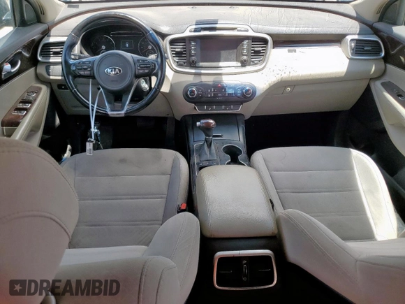 2017 Kia Sorento LX with VIN 5XYPGDA37HG211101, listed as a Copart auction lot 59623955 with 67,852 mi miles and Salvage title. Bid and sale history available at DreamBid. Image 8.