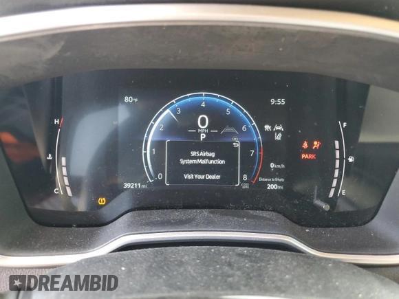2023 Toyota Corolla Cross XLE with VIN 7MUDAAAG2PV042957, listed as a Copart auction lot 60301555 with 39,211 mi miles and Salvage title. Bid and sale history available at DreamBid. Image 9.