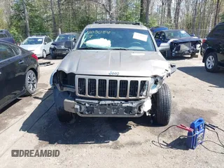 2005 Jeep Grand Cherokee Laredo with VIN 1J4GS48K85C600514, listed as a IAAI auction lot 42038098 with 274,938 mi miles and . Bid and sale history available at DreamBid. Image 6.