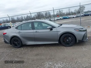 2025 Toyota Camry LE с VIN 4T1DBADK5SU510042, выставлен на аукционе IAAI как лот 41834173 с пробегом 6 975 миль миль и . История ставок и продаж доступна на DreamBid. Изображение 13.