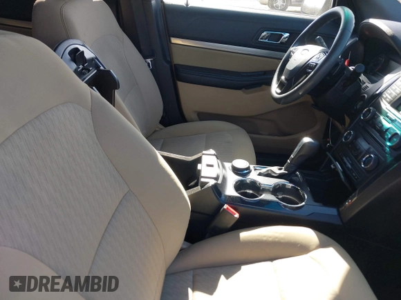 2016 Ford Explorer with VIN 1FM5K8B86GGA17965, listed as a IAAI auction lot 42048173 with 70,983 mi miles and . Bid and sale history available at carsss.com. Image 5.