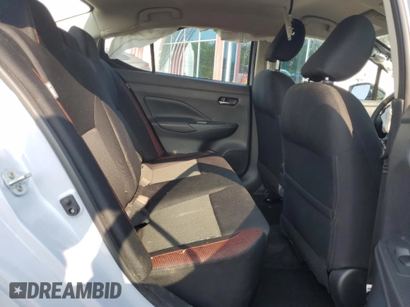 2024 Nissan Versa SR z VIN 3N1CN8FV3RL906503, wystawiony jako Copart lot #60520285 z przebiegiem 30 285 mil mil oraz Nie do naprawy • Non repairable. Historia ofert i sprzedaży dostępna na DreamBid. Obrazek 10.