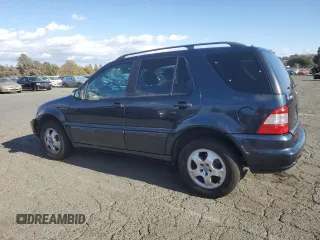 2002 Mercedes-Benz M-Class with VIN 4JGAB54E82A297805, listed as a Copart auction lot 76741804 with 222,776 mi miles and Salvage Title. Bid and sale history available at carsss.com. Image 2.