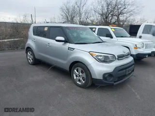 2018 Kia Soul with VIN KNDJN2A25J7597186, listed as a IAAI auction lot 41421770 with 283,072 mi miles. Bid and sale history available at carsss.com. Image 1.