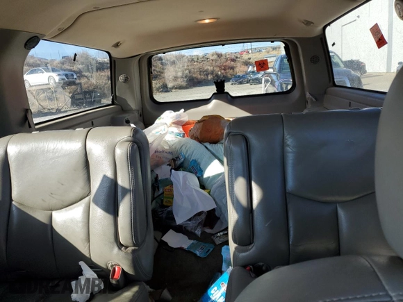 2005 GMC Yukon XL SLE with VIN 1GKEC16Z75J152954, listed as a Copart auction lot 86588284 with 164,185 mi miles and Salvage Title. Bid and sale history available at DreamBid. Image 10.