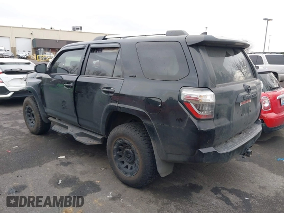 2021 Toyota 4Runner SR5 with VIN JTEMU5JR6M5855676, listed as a IAAI auction lot 41313015 with 101,078 mi miles and . Bid and sale history available at DreamBid. Image 3.