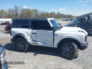 2024 Ford Bronco Big Bend z VIN 1FMDE7AHXRLB54609, wystawiony jako IAAI lot #41853937 z przebiegiem 358 mil mil oraz . Historia ofert i sprzedaży dostępna na DreamBid. Obrazek 13.