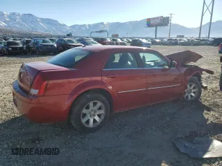 2007 Chrysler 300 with VIN 2C3LA43R47H625751, listed as a Copart auction lot 47293055 with 175,542 mi miles and Salvage Title. Bid and sale history available at carsss.com. Image 3.