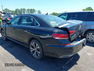 2021 Volkswagen Passat SE z VIN 1VWSA7A30MC003988, wystawiony jako IAAI lot #42238431 z przebiegiem 43 208 mil mil oraz . Historia ofert i sprzedaży dostępna na DreamBid. Obrazek 3.
