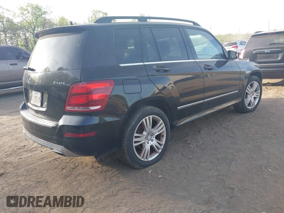 2013 Mercedes-Benz GLK 350 z VIN WDCGG8JB9DG152326, wystawiony jako IAAI lot #42091824 z przebiegiem 175 017 mil mil oraz . Historia ofert i sprzedaży dostępna na DreamBid. Obrazek 4.