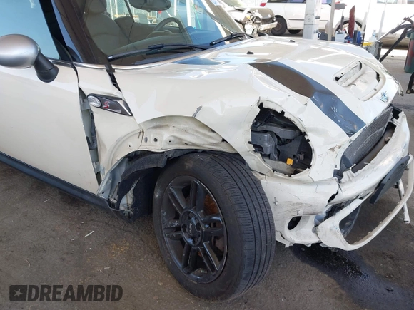 2014 MINI Convertible S with VIN WMWZP3C5XET706911, listed as a IAAI auction lot 42217410 with 54,649 mi miles and . Bid and sale history available at DreamBid. Image 17.