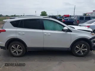 2016 Toyota RAV4 XLE с VIN 2T3RFREV2GW427622, выставлен на аукционе IAAI как лот 42415254 с пробегом 124 481 миль миль и . История ставок и продаж доступна на DreamBid. Изображение 13.