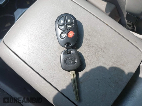 2008 Toyota Sienna XLE with VIN 5TDZK22C28S203081, listed as a IAAI auction lot 41949837 with 163,549 mi miles and . Bid and sale history available at DreamBid. Image 11.