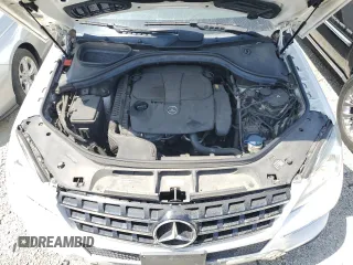 2014 Mercedes-Benz M 350 z VIN 4JGDA5HB5EA343367, wystawiony jako Copart lot #53925045 z przebiegiem 154 996 mil mil oraz Czysty tytuł • Clean title. Historia ofert i sprzedaży dostępna na DreamBid. Obrazek 11.