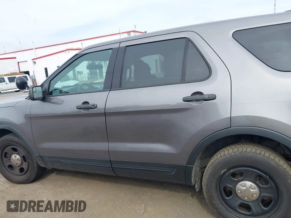 2017 Ford Police Interceptor Utility с VIN 1FM5K8AR2HGE14312, выставлен на аукционе IAAI как лот 42450455 с пробегом 189 087 миль миль и . История ставок и продаж доступна на DreamBid. Изображение 14.