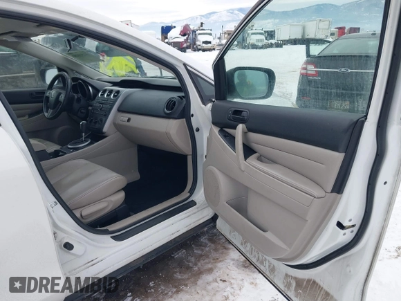 2010 Mazda CX-7 Touring with VIN JM3ER4W32A0339081, listed as a IAAI auction lot 41295152 with 111,909 mi miles. Bid and sale history available at carsss.com. Image 5.