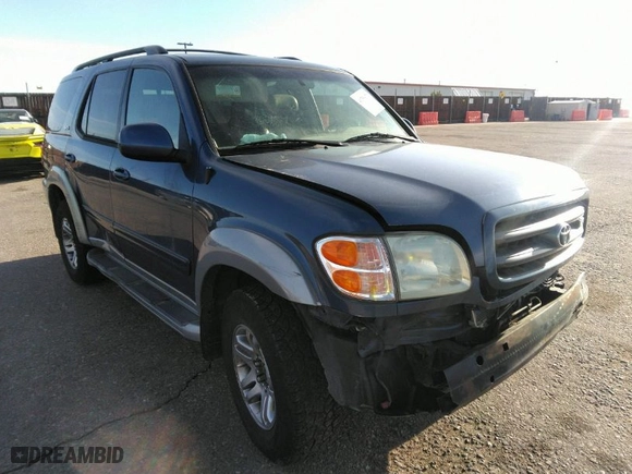 2004 Toyota Sequoia SR5 with VIN 5TDZT34A44S232977, listed as a IAAI auction lot 41750677 with 272,876 mi miles. Bid and sale history available at carsss.com. Image 1.