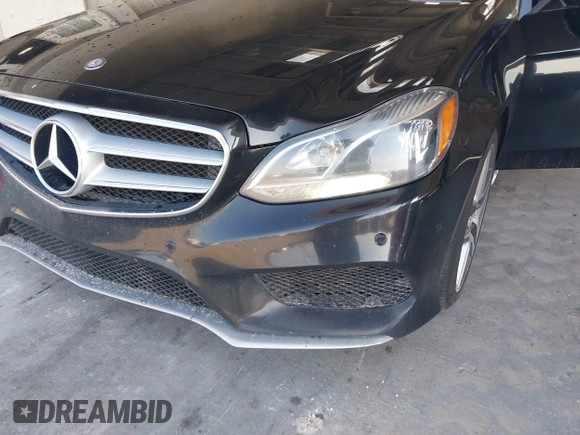 2016 Mercedes-Benz E 350 Luxury with VIN WDDHF8JBXGB225644, listed as a IAAI auction lot 42233644 with 189,908 mi miles and . Bid and sale history available at DreamBid. Image 6.