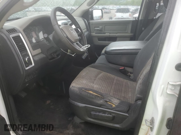 2011 Ram 2500 Big Horn z VIN 3D7TT2CTXBG526050, wystawiony jako Copart lot #56203695 z przebiegiem 190 279 mil mil oraz Szkoda całkowita • Salvage title. Historia ofert i sprzedaży dostępna na DreamBid. Obrazek 7.