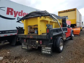 2021 Ford F-550 XL with VIN 1FDUF5HT5MDA10111, listed as a Copart auction lot 87877275 with 36,100 mi miles and Salvage Title. Bid and sale history available at carsss.com. Image 3.