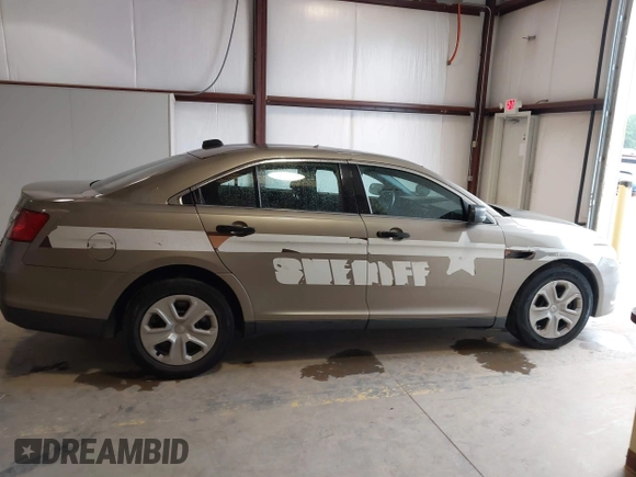 2016 Ford Police Interceptor с VIN 1FAHP2MK9GG155174, выставлен на аукционе IAAI как лот 42337123 с пробегом 120 708 миль миль и . История ставок и продаж доступна на DreamBid. Изображение 13.
