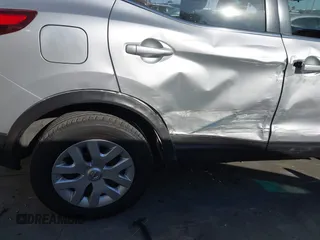 2019 Nissan Rogue S with VIN JN1BJ1CP9KW216226, listed as a IAAI auction lot 40509137 with 98,048 mi miles and . Bid and sale history available at DreamBid. Image 6.