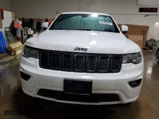 2018 Jeep Grand Cherokee Laredo E with VIN 1C4RJFAG9JC180453, listed as a Copart auction lot 48353295 with 0 mi miles and Salvage Title. Bid and sale history available at carsss.com. Image 5.