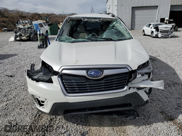 2021 Subaru Forester with VIN JF2SKADC4MH450613, listed as a Copart auction lot 44348035 with 46,567 mi miles and Salvage Title. Bid and sale history available at carsss.com. Image 5.