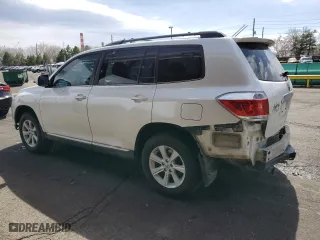 2012 Toyota Highlander with VIN 5TDBK3EH8CS171194, listed as a Copart auction lot 51242535 with 226,328 mi miles and Salvage Title. Bid and sale history available at carsss.com. Image 2.