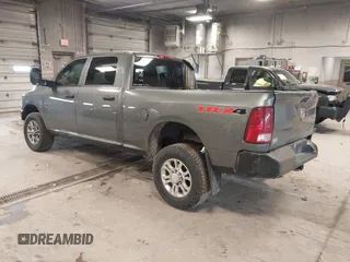 2010 Dodge Ram 2500 SLT with VIN 3D7UT2CL0AG190444, listed as a IAAI auction lot 41962036 with 185,473 mi miles. Bid and sale history available at carsss.com. Image 3.