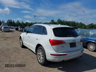 2012 Audi Q5 Premium Plus z VIN WA1LFAFP9CA056601, wystawiony jako IAAI lot #42670560 z przebiegiem 173 143 mil mil oraz . Historia ofert i sprzedaży dostępna na DreamBid. Obrazek 3.