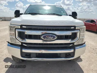 2021 Ford F-250 XL with VIN 1FT7W2B62MEC44459, listed as a Copart auction lot 63193104 with 118,334 mi miles and Salvage title. Bid and sale history available at DreamBid. Image 5.